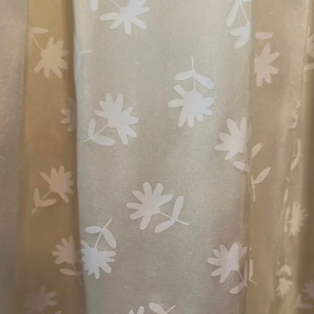 Tory Burch Silk Dupioni Smocked Midi Dress Beige Scatter Daisy Size 4 NWT - Picture 7 of 8